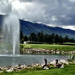 Pirin Golf Private - Sani, Bansko Apartamento *