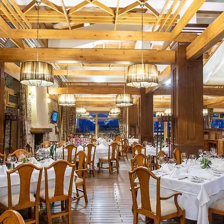 Pirin Golf Private - Sani, Bansko * רזלוג